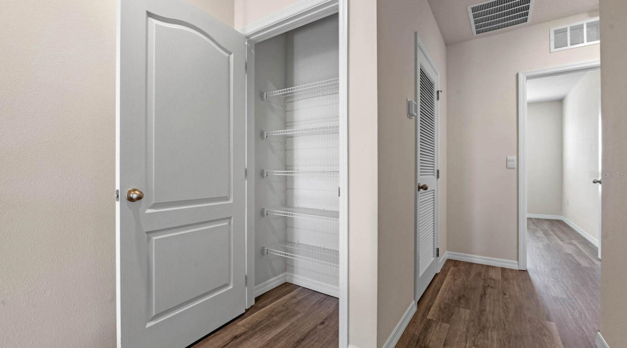 DAVENPORT, Florida 33837, 3 Bedrooms Bedrooms, ,2 BathroomsBathrooms,Residential,For Sale,LONGLEAF,0,MFRO6284648