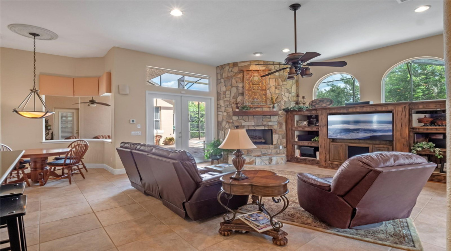ORLANDO, Florida 32836, 4 Bedrooms Bedrooms, ,4 BathroomsBathrooms,Residential,For Sale,GREY HAWK,0,MFRO6324368