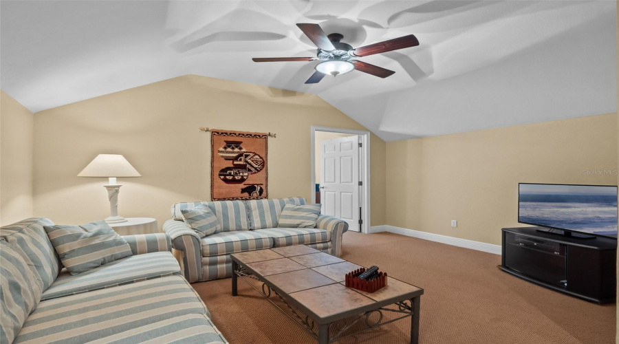ORLANDO, Florida 32836, 4 Bedrooms Bedrooms, ,4 BathroomsBathrooms,Residential,For Sale,GREY HAWK,0,MFRO6324368