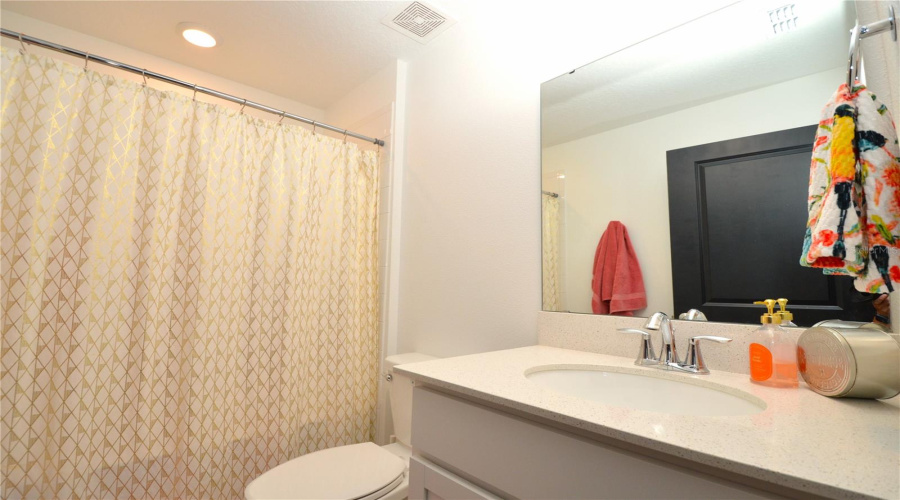 KISSIMMEE, Florida 34746, 3 Bedrooms Bedrooms, ,2 BathroomsBathrooms,Residential,For Sale,CRICKET CRADLE,0,MFRO6328307