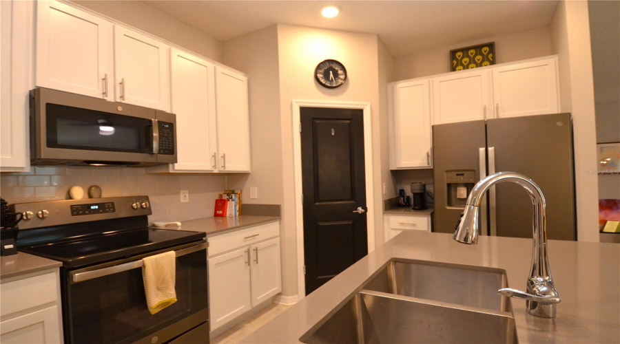 KISSIMMEE, Florida 34746, 3 Bedrooms Bedrooms, ,2 BathroomsBathrooms,Residential,For Sale,CRICKET CRADLE,0,MFRO6328307