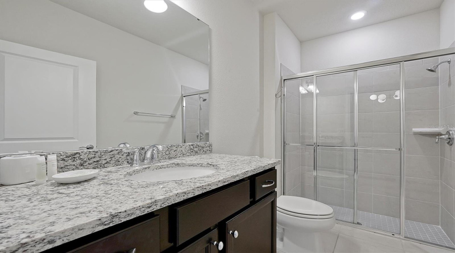DAVENPORT, Florida 33897, 5 Bedrooms Bedrooms, ,4 BathroomsBathrooms,Residential,For Sale,PARADISE,0,MFRO6329700