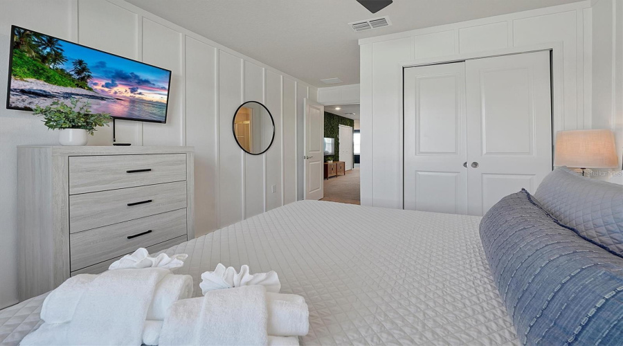 DAVENPORT, Florida 33897, 5 Bedrooms Bedrooms, ,4 BathroomsBathrooms,Residential,For Sale,PARADISE,0,MFRO6329700