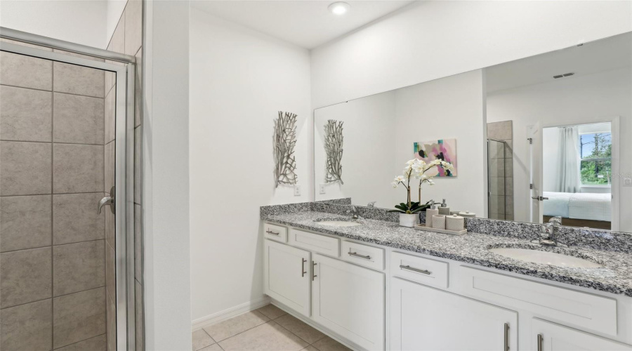 DAVENPORT, Florida 33837, 3 Bedrooms Bedrooms, ,2 BathroomsBathrooms,Residential,For Sale,MEADOW WALK,0,MFRO6329743