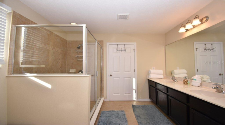 KISSIMMEE, Florida 34746, 4 Bedrooms Bedrooms, ,3 BathroomsBathrooms,Residential,For Sale,SANTOSH,0,MFRS5131429
