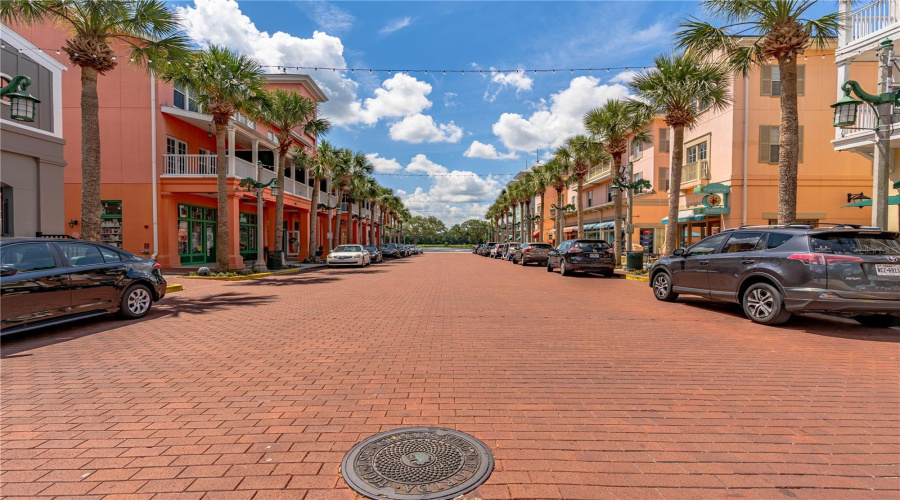 CELEBRATION, Florida 34747, 5 Bedrooms Bedrooms, ,4 BathroomsBathrooms,Residential,For Sale,ROYCROFT,0,MFRO6329057