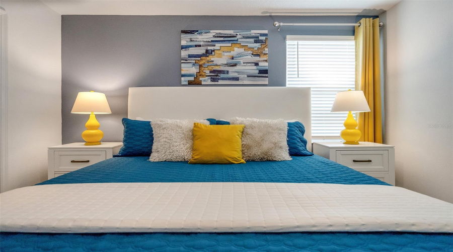 KISSIMMEE, Florida 34746, 8 Bedrooms Bedrooms, ,5 BathroomsBathrooms,Residential,For Sale,OXYMORON,0,MFRO6329235