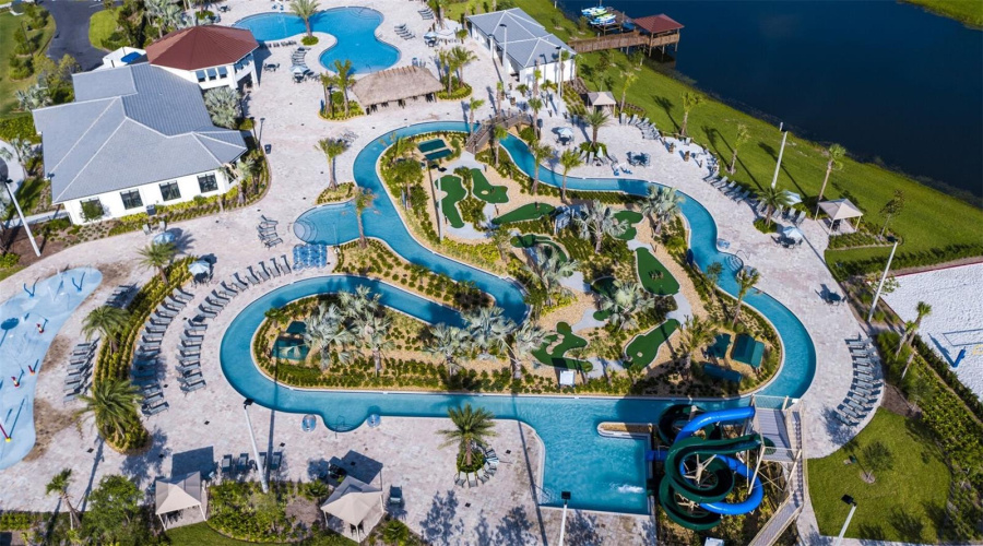 KISSIMMEE, Florida 34746, 8 Bedrooms Bedrooms, ,5 BathroomsBathrooms,Residential,For Sale,OXYMORON,0,MFRO6329235