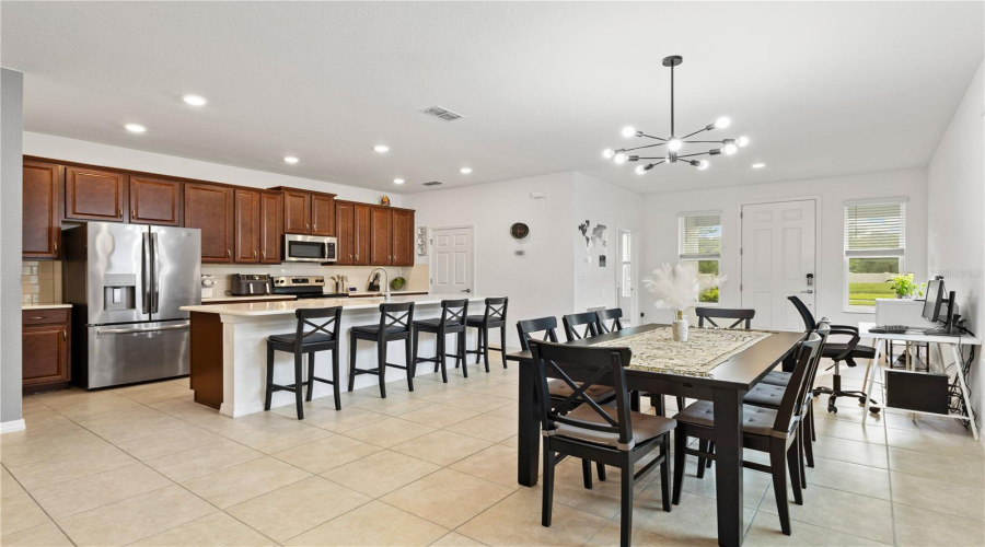KISSIMMEE, Florida 34746, 4 Bedrooms Bedrooms, ,2 BathroomsBathrooms,Residential,For Sale,DAVENPORT CREEK,0,MFRO6329754