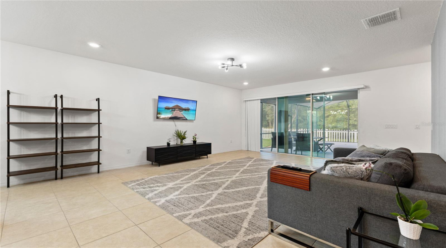 KISSIMMEE, Florida 34746, 4 Bedrooms Bedrooms, ,2 BathroomsBathrooms,Residential,For Sale,DAVENPORT CREEK,0,MFRO6329754