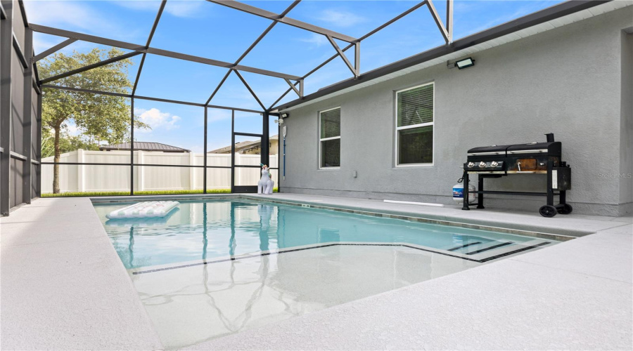 KISSIMMEE, Florida 34746, 4 Bedrooms Bedrooms, ,2 BathroomsBathrooms,Residential,For Sale,DAVENPORT CREEK,0,MFRO6329754