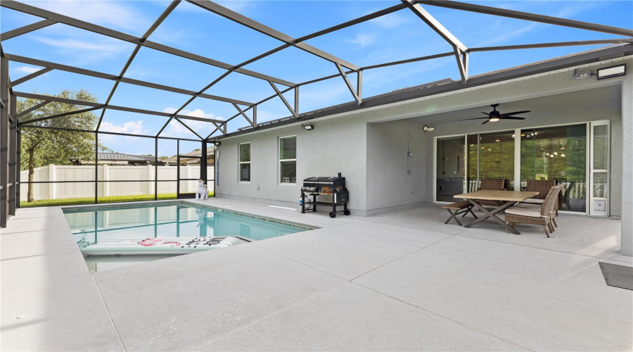 KISSIMMEE, Florida 34746, 4 Bedrooms Bedrooms, ,2 BathroomsBathrooms,Residential,For Sale,DAVENPORT CREEK,0,MFRO6329754