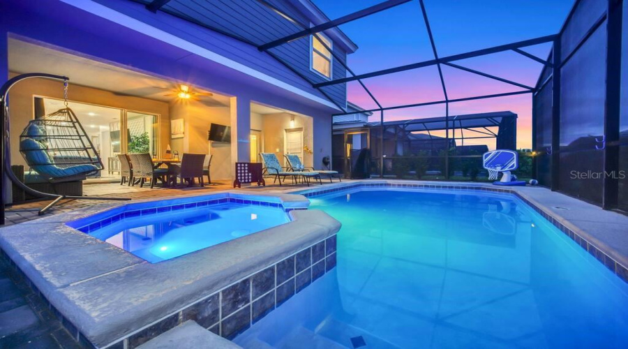 DAVENPORT, Florida 33837, 6 Bedrooms Bedrooms, ,4 BathroomsBathrooms,Residential,For Sale,OAKMOSS,0,MFRO6325578