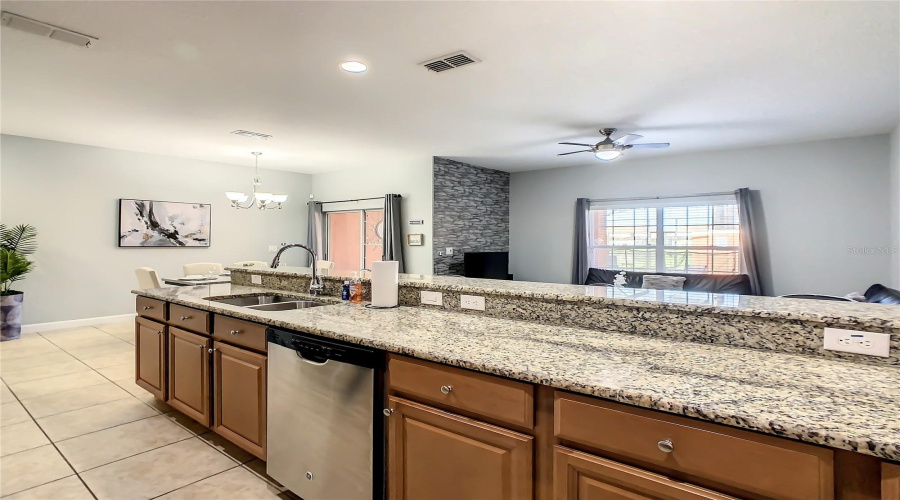 KISSIMMEE, Florida 34747, 4 Bedrooms Bedrooms, ,3 BathroomsBathrooms,Residential,For Sale,CANDY PALM,0,MFRO6291709