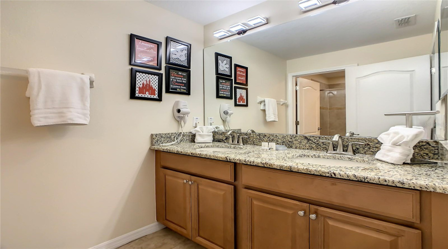 KISSIMMEE, Florida 34747, 4 Bedrooms Bedrooms, ,3 BathroomsBathrooms,Residential,For Sale,CANDY PALM,0,MFRO6291709