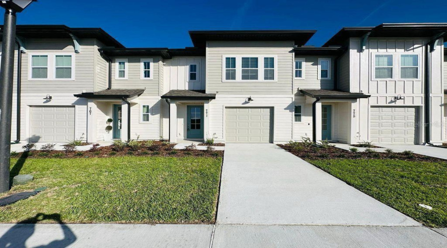 DAVENPORT, Florida 33896, 3 Bedrooms Bedrooms, ,2 BathroomsBathrooms,Residential,For Sale,LONGBOAT,0,MFRS5128872