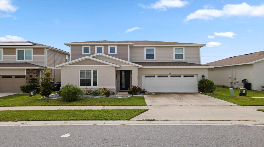 DAVENPORT, Florida 33837, 5 Bedrooms Bedrooms, ,3 BathroomsBathrooms,Residential,For Sale,SUGARWOOD,0,MFRO6329557