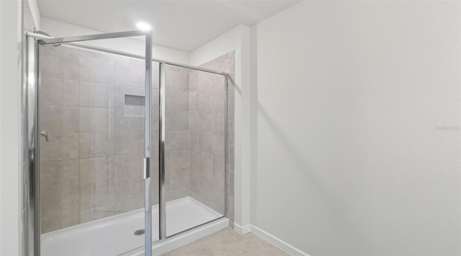 DAVENPORT, Florida 33896, 3 Bedrooms Bedrooms, ,2 BathroomsBathrooms,Residential,For Sale,STUNNING,0,MFRS5131322