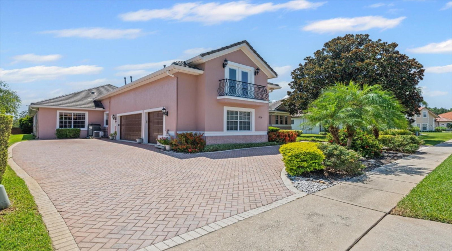 3 Car Garage