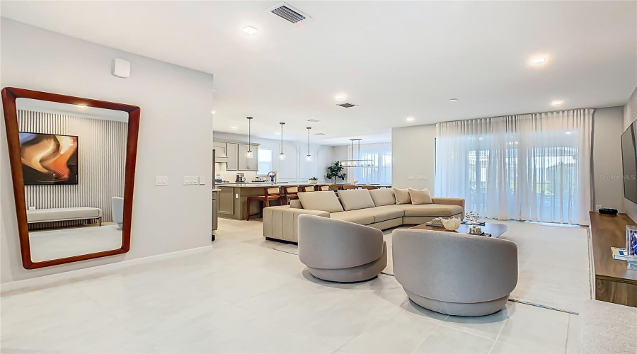 ORLANDO, Florida 32836, 5 Bedrooms Bedrooms, ,4 BathroomsBathrooms,Residential,For Sale,PARKVIEW RESERVE,0,MFRO6328563