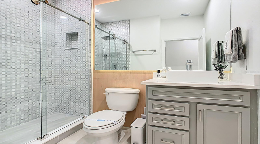 ORLANDO, Florida 32836, 5 Bedrooms Bedrooms, ,4 BathroomsBathrooms,Residential,For Sale,PARKVIEW RESERVE,0,MFRO6328563