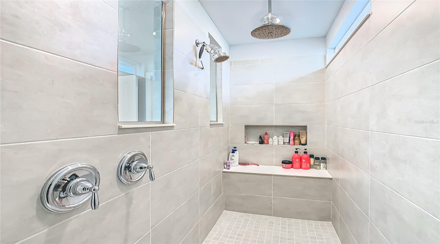 ORLANDO, Florida 32836, 5 Bedrooms Bedrooms, ,4 BathroomsBathrooms,Residential,For Sale,PARKVIEW RESERVE,0,MFRO6328563
