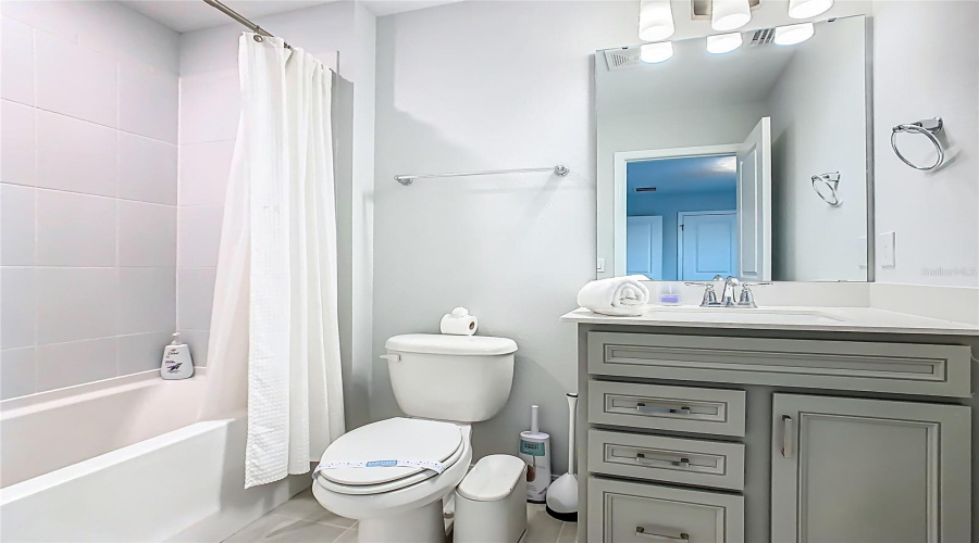 ORLANDO, Florida 32836, 5 Bedrooms Bedrooms, ,4 BathroomsBathrooms,Residential,For Sale,PARKVIEW RESERVE,0,MFRO6328563