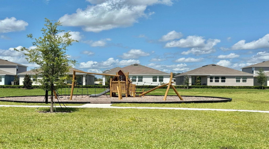 KISSIMMEE, Florida 34746, 4 Bedrooms Bedrooms, ,3 BathroomsBathrooms,Residential,For Sale,POCKY,0,MFRS5131479