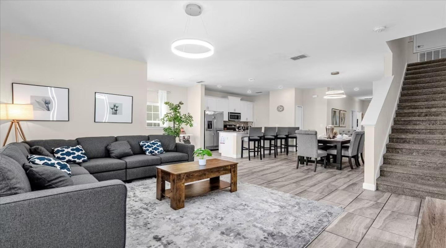 KISSIMMEE, Florida 34746, 5 Bedrooms Bedrooms, ,4 BathroomsBathrooms,Residential,For Sale,PEQUOD,0,MFRG5100044