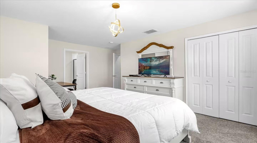 KISSIMMEE, Florida 34746, 5 Bedrooms Bedrooms, ,4 BathroomsBathrooms,Residential,For Sale,PEQUOD,0,MFRG5100044