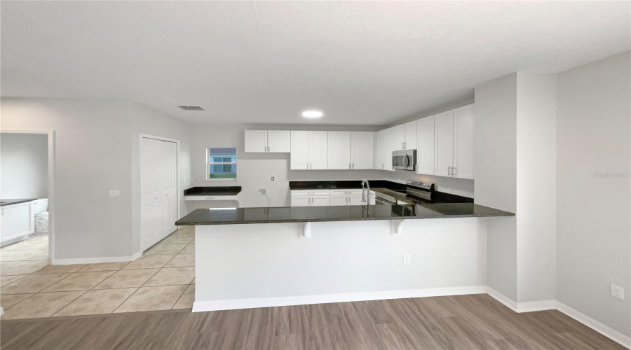 KISSIMMEE, Florida 34746, 4 Bedrooms Bedrooms, ,2 BathroomsBathrooms,Residential,For Sale,SHELTER BAY,0,MFRO6330482