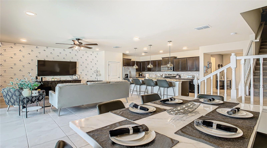 DAVENPORT, Florida 33897, 5 Bedrooms Bedrooms, ,4 BathroomsBathrooms,Residential,For Sale,JASMINE,0,MFRO6258498