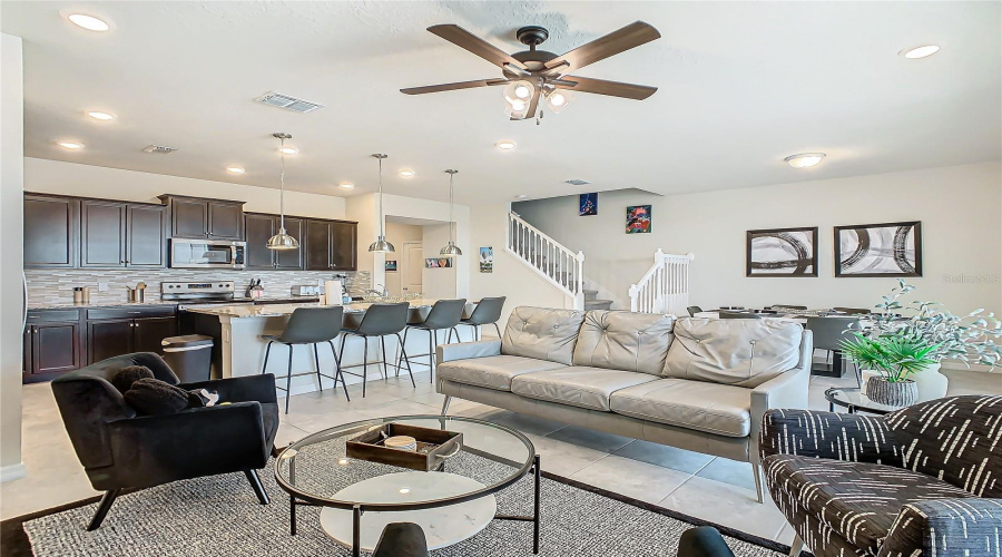 DAVENPORT, Florida 33897, 5 Bedrooms Bedrooms, ,4 BathroomsBathrooms,Residential,For Sale,JASMINE,0,MFRO6258498
