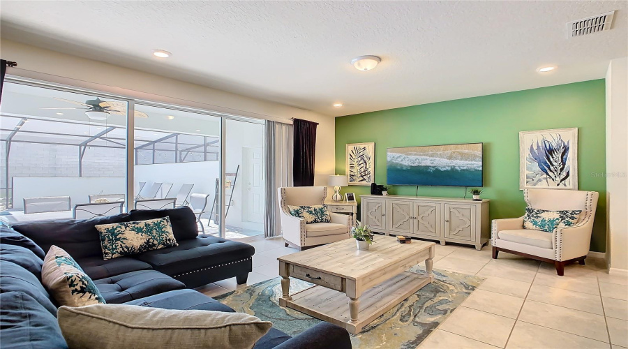 DAVENPORT, Florida 33897, 5 Bedrooms Bedrooms, ,4 BathroomsBathrooms,Residential,For Sale,JETTY,0,MFRO6281358