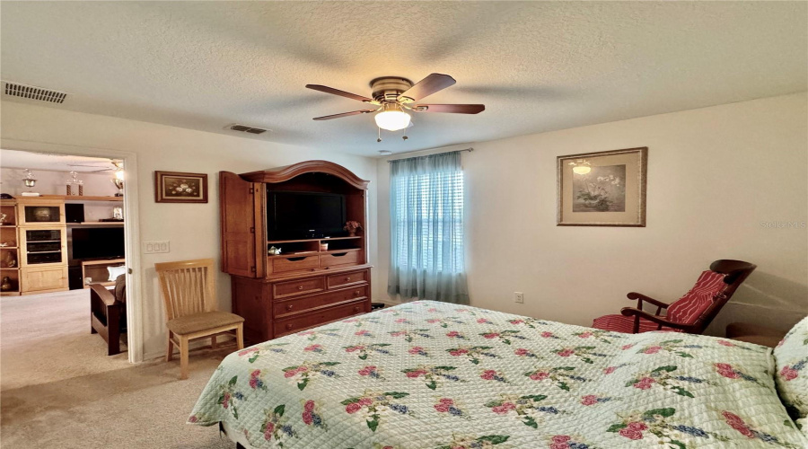 DAVENPORT, Florida 33837, 4 Bedrooms Bedrooms, ,3 BathroomsBathrooms,Residential,For Sale,CAMBRIA GROVE,0,MFRL4954752