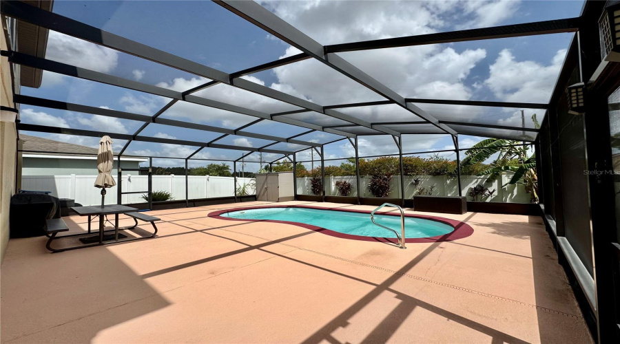 DAVENPORT, Florida 33837, 4 Bedrooms Bedrooms, ,3 BathroomsBathrooms,Residential,For Sale,CAMBRIA GROVE,0,MFRL4954752
