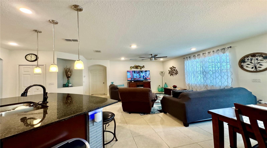 DAVENPORT, Florida 33837, 4 Bedrooms Bedrooms, ,3 BathroomsBathrooms,Residential,For Sale,CAMBRIA GROVE,0,MFRL4954752