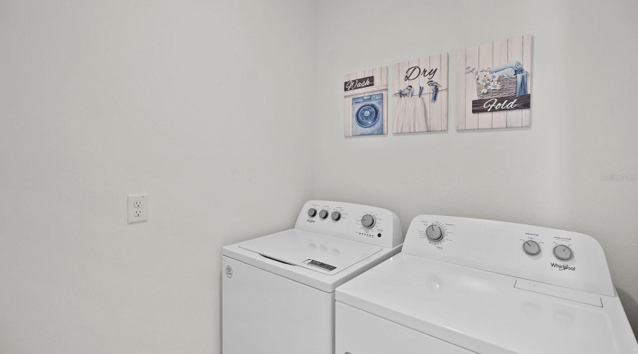 DAVENPORT, Florida 33837, 4 Bedrooms Bedrooms, ,2 BathroomsBathrooms,Residential,For Sale,MONTEREY BAY,0,MFRO6330624