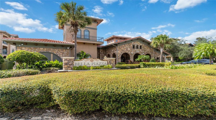 DAVENPORT, Florida 33897, 3 Bedrooms Bedrooms, ,3 BathroomsBathrooms,Residential,For Sale,CHARO,0,MFRS5131615