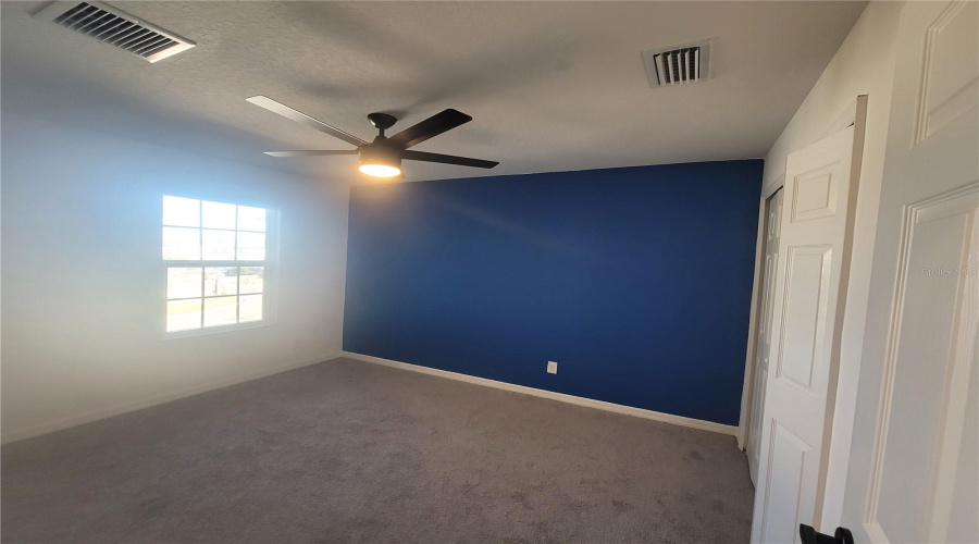 KISSIMMEE, Florida 34746, 4 Bedrooms Bedrooms, ,2 BathroomsBathrooms,Residential,For Sale,CONIFER CONE,0,MFRS5131596
