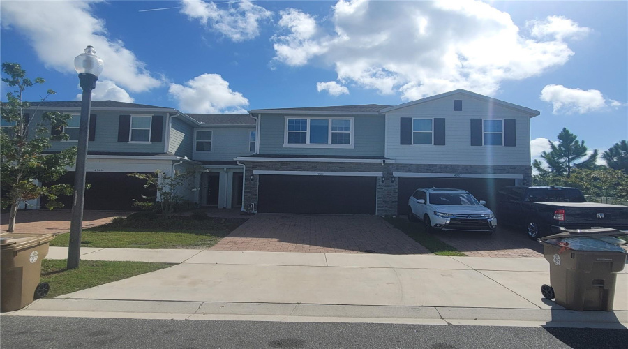 KISSIMMEE, Florida 34746, 4 Bedrooms Bedrooms, ,2 BathroomsBathrooms,Residential,For Sale,CONIFER CONE,0,MFRS5131596