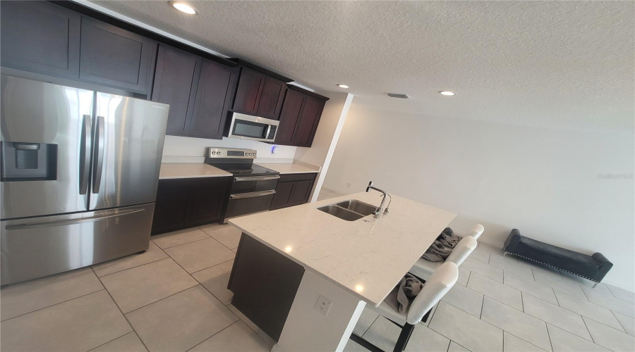 KISSIMMEE, Florida 34746, 4 Bedrooms Bedrooms, ,2 BathroomsBathrooms,Residential,For Sale,CONIFER CONE,0,MFRS5131596
