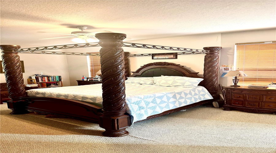 KISSIMMEE, Florida 34746, 3 Bedrooms Bedrooms, ,2 BathroomsBathrooms,Residential,For Sale,THE OAKS,0,MFRS5131600