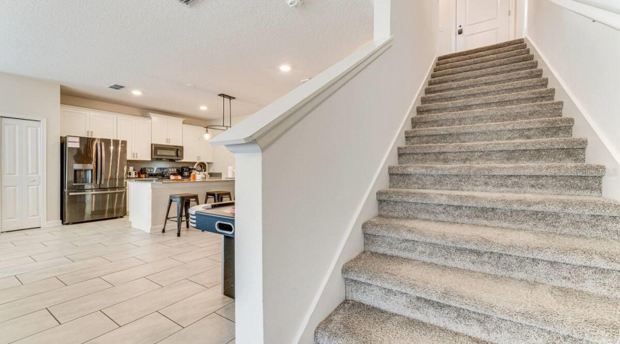 KISSIMMEE, Florida 34746, 5 Bedrooms Bedrooms, ,4 BathroomsBathrooms,Residential,For Sale,SIMILE,0,MFRO6330348