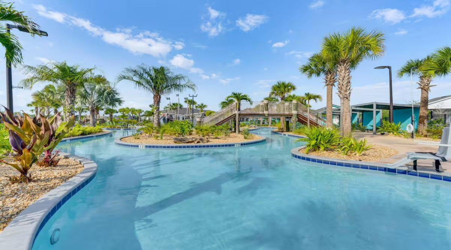 KISSIMMEE, Florida 34746, 5 Bedrooms Bedrooms, ,4 BathroomsBathrooms,Residential,For Sale,SIMILE,0,MFRO6330348