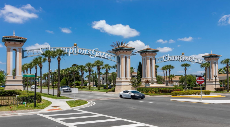 DAVENPORT, Florida 33896, 2 Bedrooms Bedrooms, ,2 BathroomsBathrooms,Residential,For Sale,BLACKWOLF RUN,0,MFRO6325481