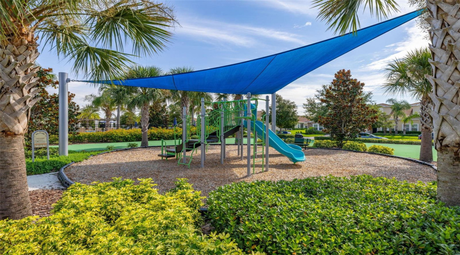 DAVENPORT, Florida 33896, 2 Bedrooms Bedrooms, ,2 BathroomsBathrooms,Residential,For Sale,BLACKWOLF RUN,0,MFRO6325481