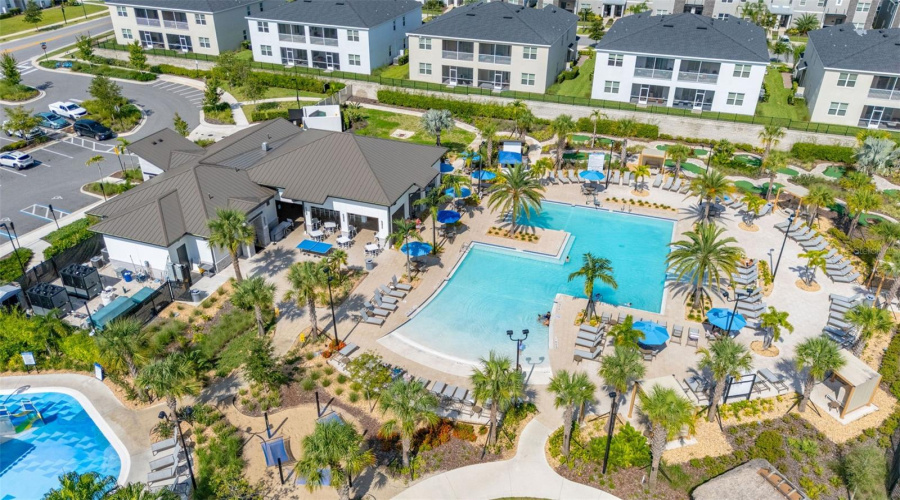 DAVENPORT, Florida 33896, 2 Bedrooms Bedrooms, ,2 BathroomsBathrooms,Residential,For Sale,BLACKWOLF RUN,0,MFRO6325481