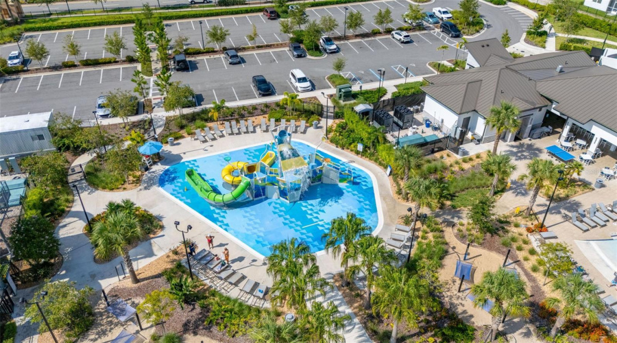 DAVENPORT, Florida 33896, 2 Bedrooms Bedrooms, ,2 BathroomsBathrooms,Residential,For Sale,BLACKWOLF RUN,0,MFRO6325481