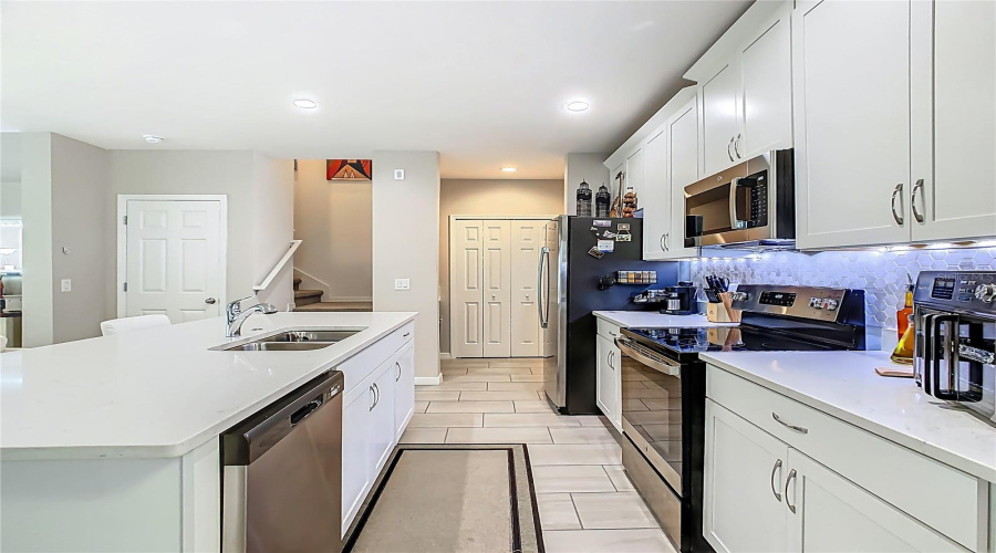KISSIMMEE, Florida 34746, 3 Bedrooms Bedrooms, ,2 BathroomsBathrooms,Residential,For Sale,WISPY CYPRESS,0,MFRS5131531
